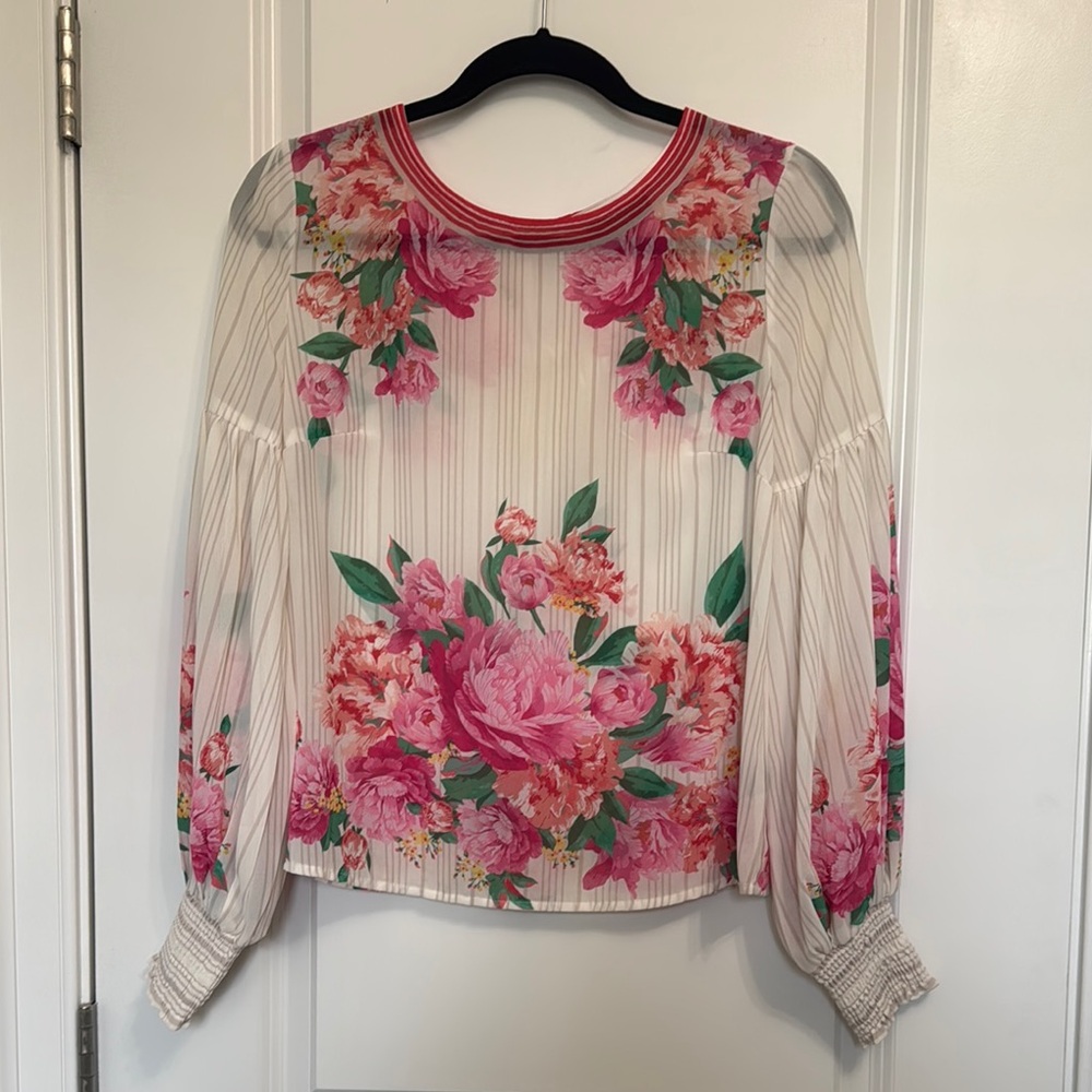 Vici Cream and Pink Floral Blouse with Flutter Sleeves